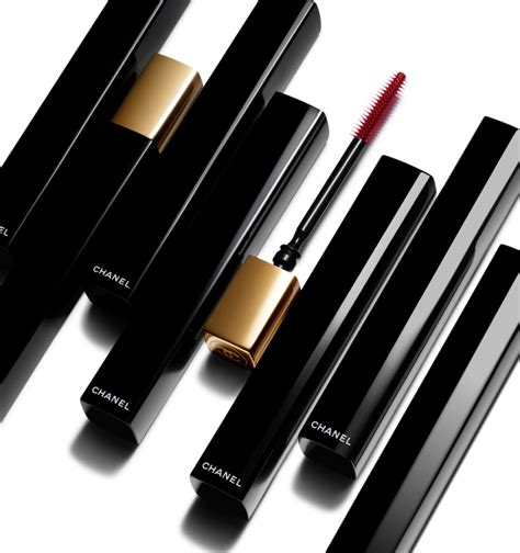 chanel mascara rouge noir|chanel's noir allure mascara.